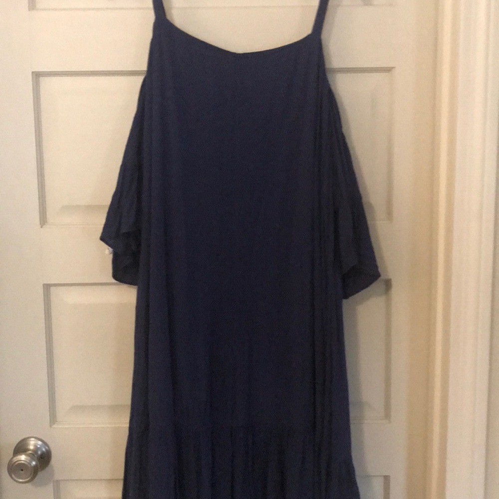 Dress - Picture 5 of 5